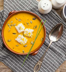 Vellutata di zucca e patate con merluzzo all'arancia