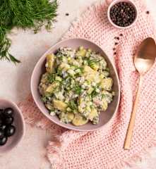 Sałatka z kurczakiem i ziemniakami