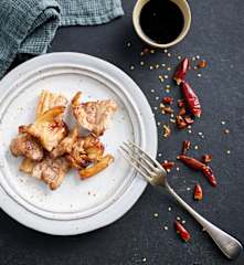 Schweinebauch anbraten