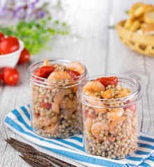 Insalata di grano saraceno e gamberetti