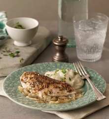 Poulet cuit à la moutarde au miel et sa purée d'ail et de chou-fleur