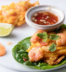 Buñuelos de batata y gambas