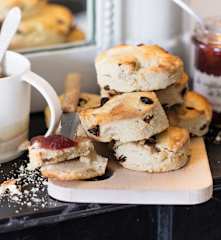 Scones aux raisins et aux fruits secs
