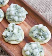Snacks de pera com gorgonzola