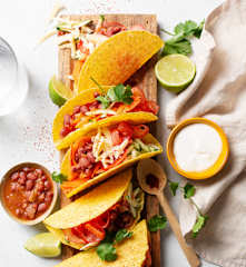 Tacos mit Gemüse und Kidneybohnen