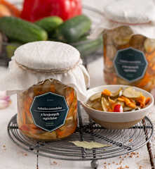 Sałatka szwedzka z krojonych ogórków (TM5)