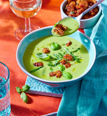 Spargel-Rucola-Suppe
