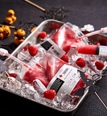 覆盆子饮品血袋