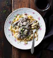 Slow Cooked Beef Stroganoff