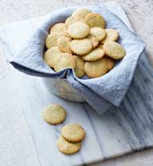 Galletitas de parmesano y romero