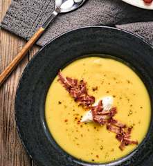 Πατατόσουπα με σελινόριζα και κουρκουμά