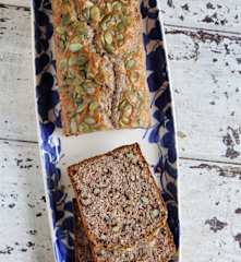 Pan de almendras, nueces y harina de coco