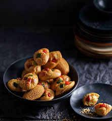 Madalenas con chorizo, calabacita y pimiento rojo