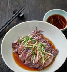 白灼小管
