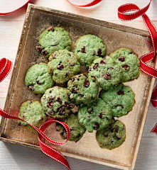 Mint Chocolate Chip Cookie