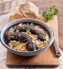 Krupniok zapiekany w kapuście kiszonej