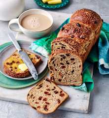 Pan de molde con frutas deshidratadas