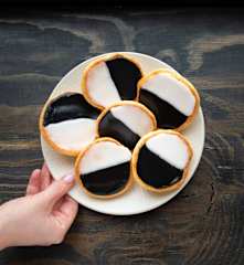 Černobílé sušenky