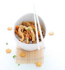 Soupe de poulet thaïe