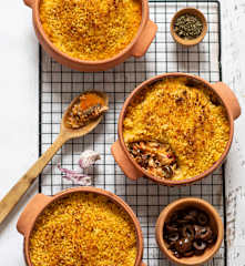 Pasteles de pollo mediterráneo