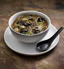 Suan la tang (hot and spicy soup)