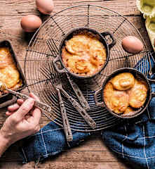 Gratin d'œufs durs sauce aurore