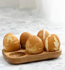 Huevos de color marrón