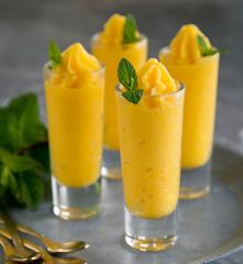 Σορμπέ εσπεριδοειδών με άρωμα δυόσμου