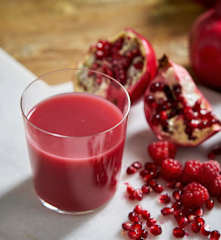 Sumo de romã e framboesa (longa duração)