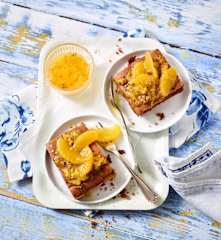 Kaffeeschnitten mit Gewürzorangen