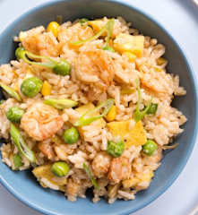 Yumurtalı, Sebzeli ve Karidesli Çin Pilavı