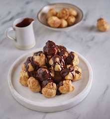 Profiteroles