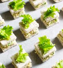 Sándwiches de pollo asado