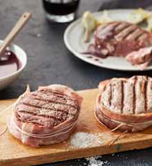 Solomillo de ternera en salsa de vino tinto