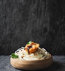 Huevos crujientes onsen con col