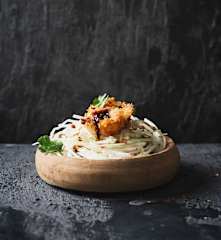 Ovos Onsen panados com couve