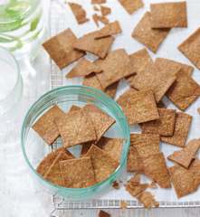 Crackers à la farine de lentilles vertes
