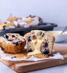 Blueberry and lemon curd muffins