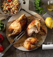 Pollo asado con tabulé de quinoa