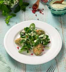 Spargel-Lachs-Tatar mit Vogerlsalat
