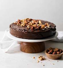 Glutenfreier Schoggikuchen mit Nüssen