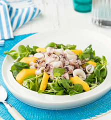 Insalata di calamari e pesche