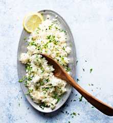 Arroz blanco rehogado al limón