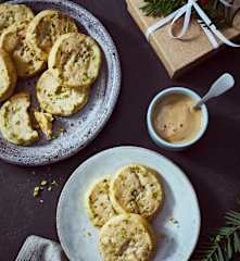 Kardamomkekse mit Pistazien