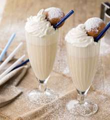 Freakshake con bomboloni alla crema Bimby®
