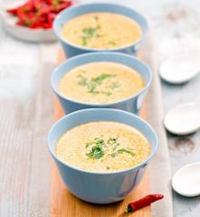 Kokosowa zupa z kurczakiem