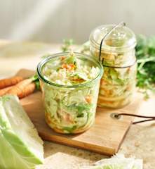 Pickled cabbage salad with Thermomix® Cutter