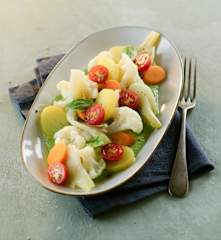 Karfiol mit grüner Mandelsauce