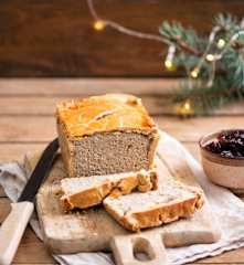 Pasztet z mięsa w kruchym cieście