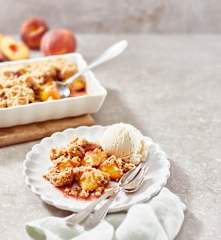 Pfirsichcrumble mit Hafer